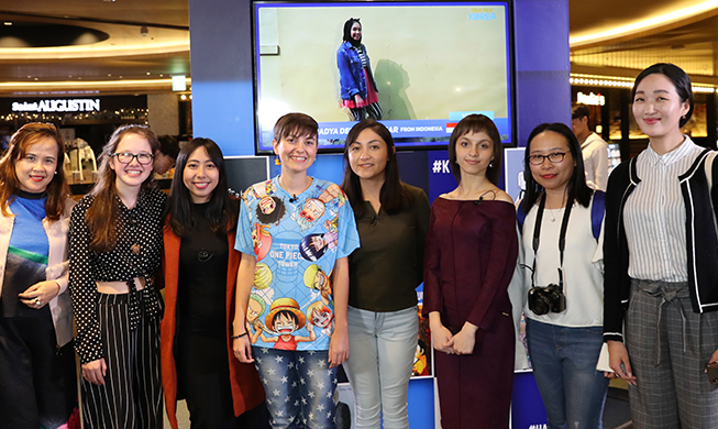 Honorary Reporters meet winners of Talk Talk Korea contest